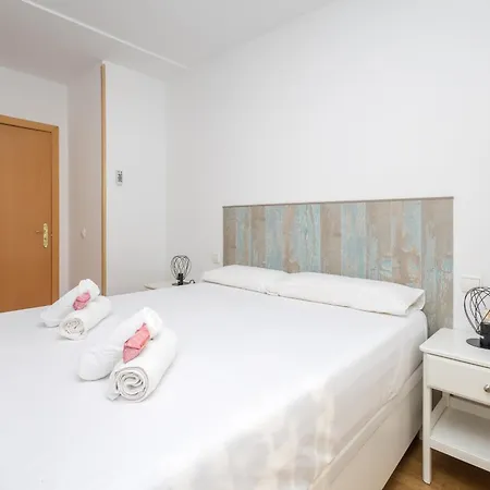 Fula Balcony 2br 3 Min To Las Canteras * Las Palmas de Gran Canaria